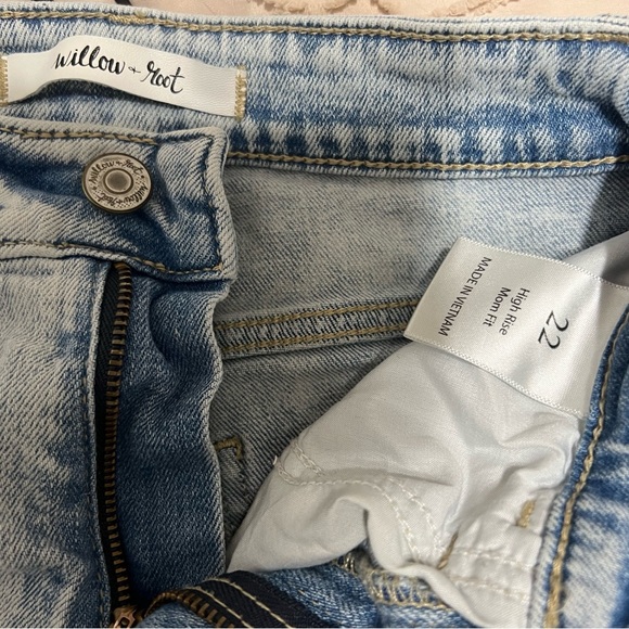 Willow & Root Light Wash Mom Jeans - Picture 2 of 2